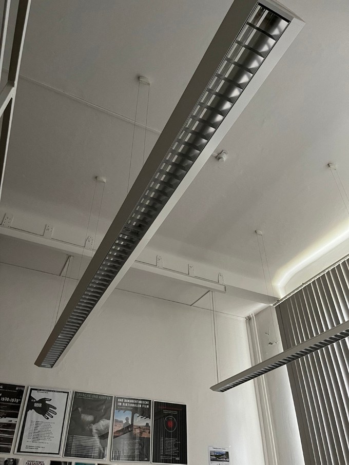 Raum 22 Büro Lehre, vor der Maßnahme
