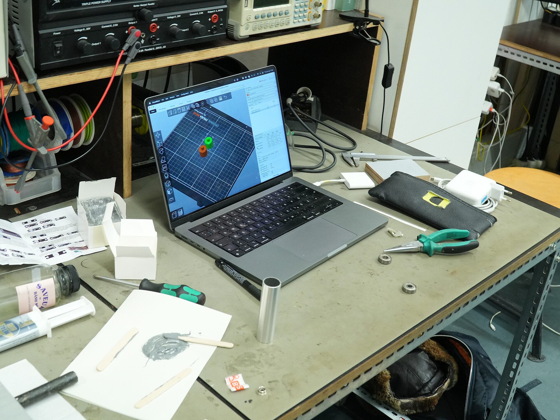 Just a lot of Energy, New Media Ausstellungs-Teaser