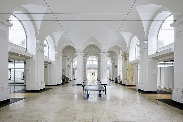 Quergalerie Foto: Nikolaus Brade