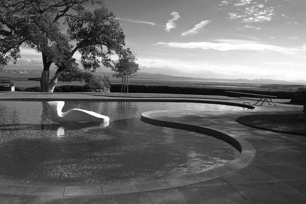 Foto: Thomas Church, Donnell Residence, 1947/48, Sonoma, in: Treib, Marc, The Donnell and Eckbo Gardens: modern californian masterworks, San Francisco, 2005