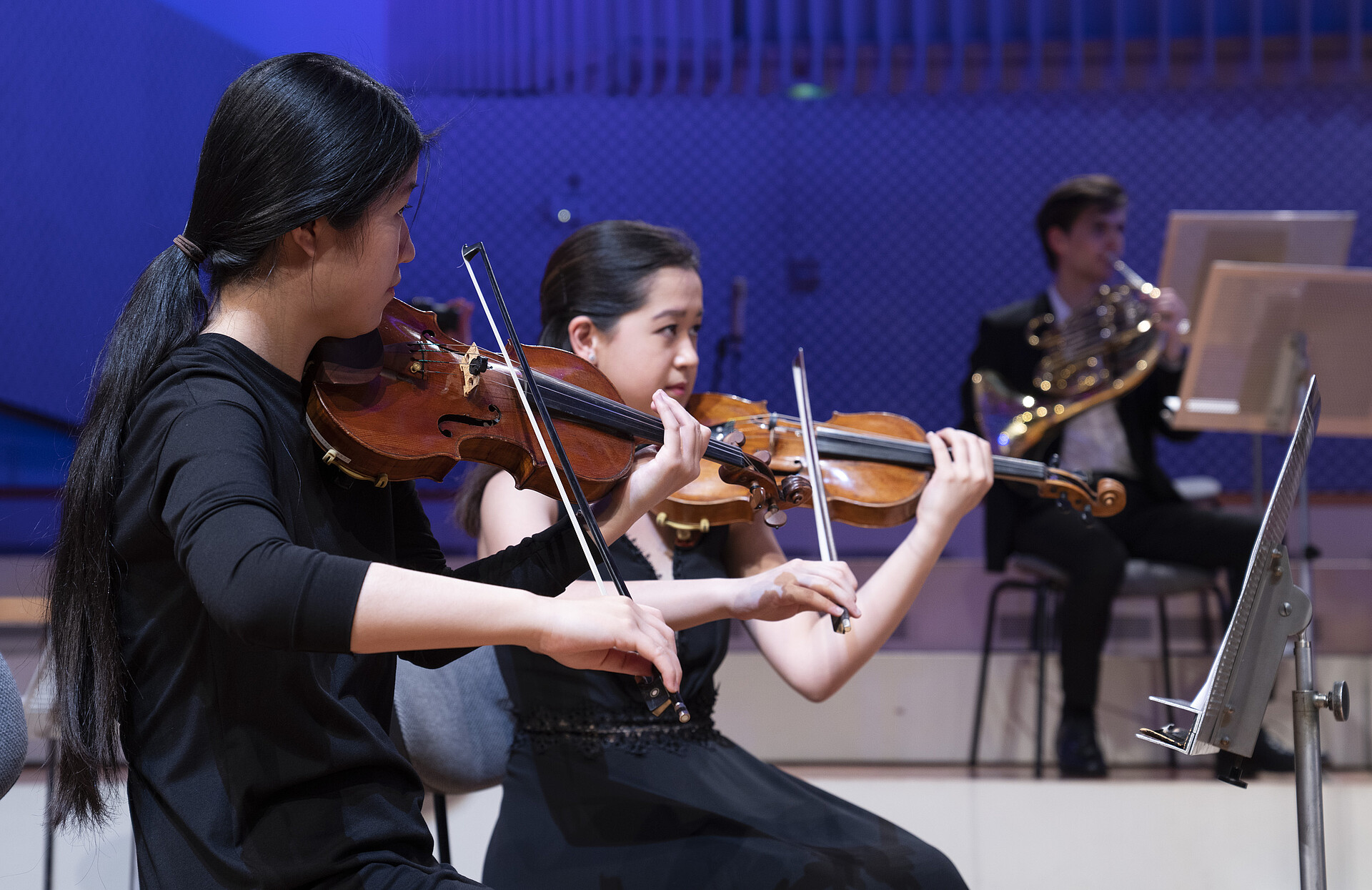 Violinen im Orchester